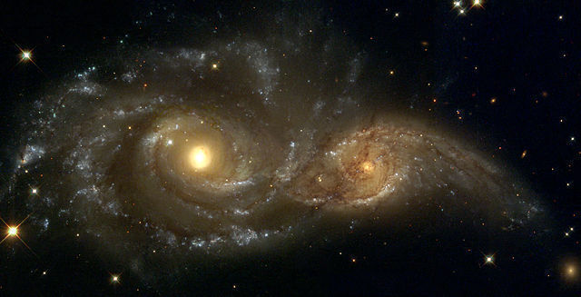 Kollision zweier Galaxien (NGC 2207 und IC 2163) 