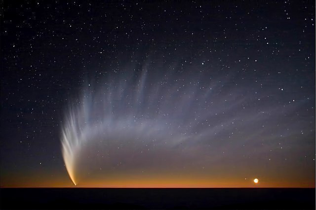 Comet C/2006 P1 McNaught (Aufnahme ESO Paranal-Observatorium) 