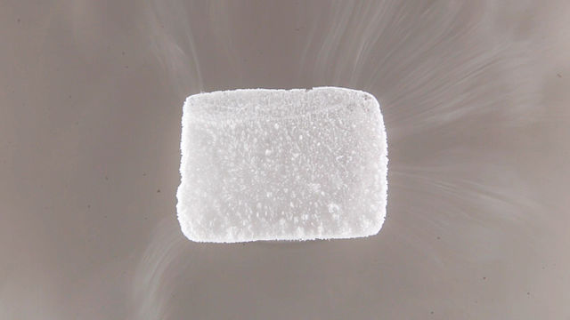 Ein Eiswürfel, der nicht schmilzt? 