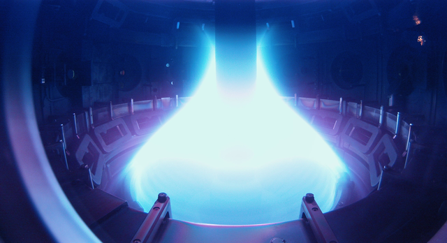 Plasma in einem Fusionsreaktor. 