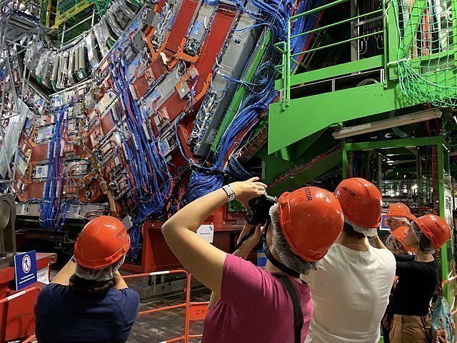Teilchendetektor am Large Hadron Collider (LHC) am CERN 