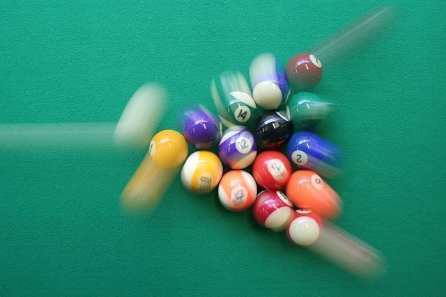Anstoß beim Poolbillard 