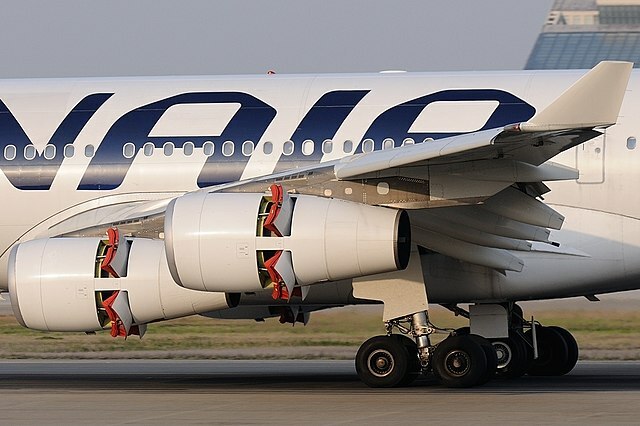 Schubumkehr bei einem Airbus A340 
